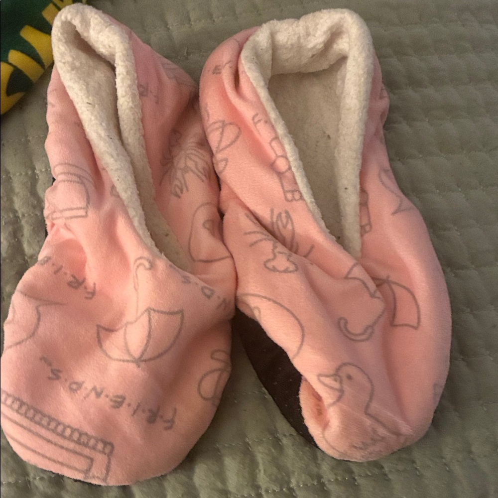 Women's Pink Fleece Slippers